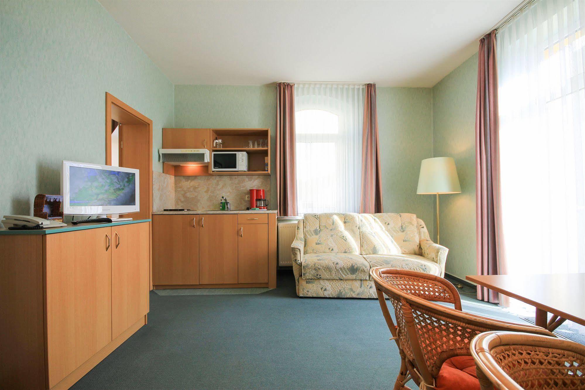 Appartementhaus Zum Strandkorb Ostseebad Kühlungsborn Eksteriør bilde