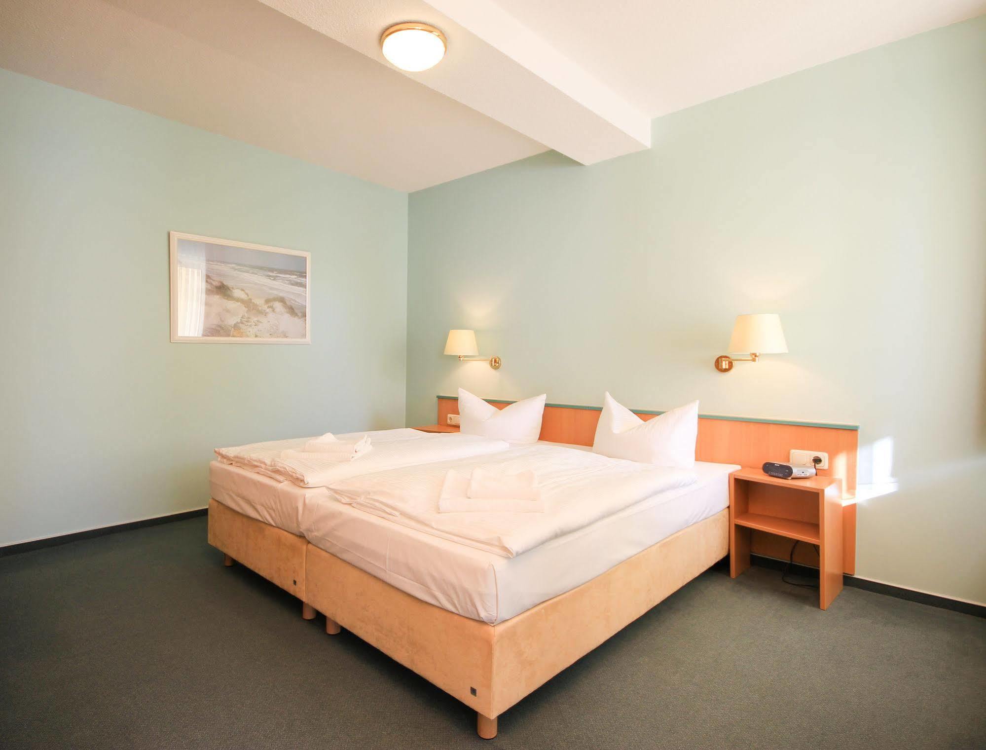 Appartementhaus Zum Strandkorb Ostseebad Kühlungsborn Eksteriør bilde